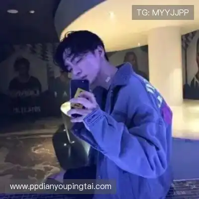 屈俪